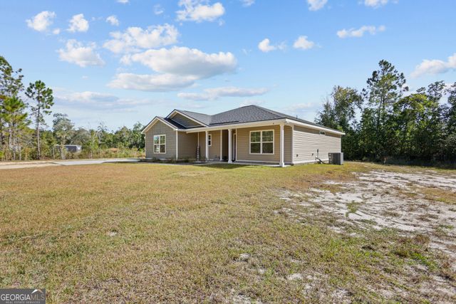 192 Hummingbird Lane, Jesup, GA 31545