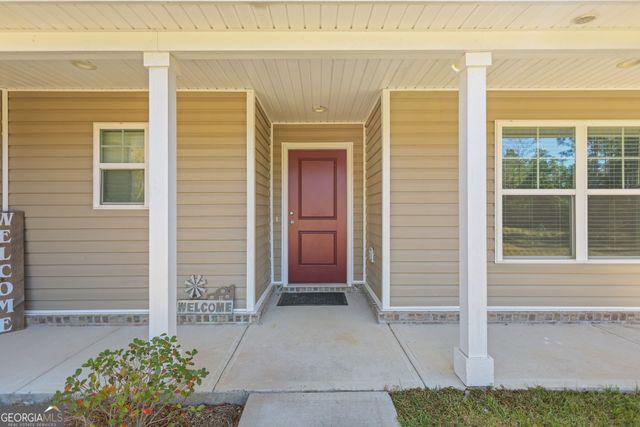 192 Hummingbird Lane, Jesup, GA 31545