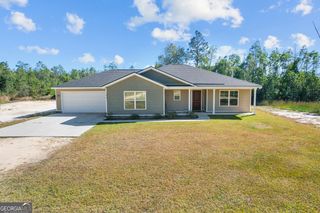 192 Hummingbird Lane, Jesup, GA 31545