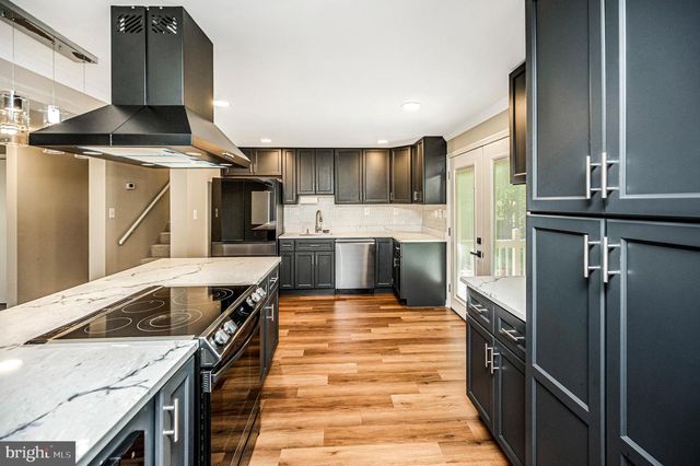 115 WASHINGTON ST, Locust Grove, VA 22508