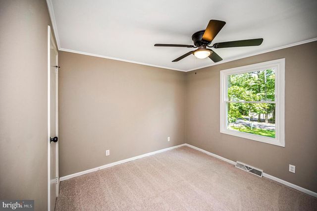 115 WASHINGTON ST, Locust Grove, VA 22508