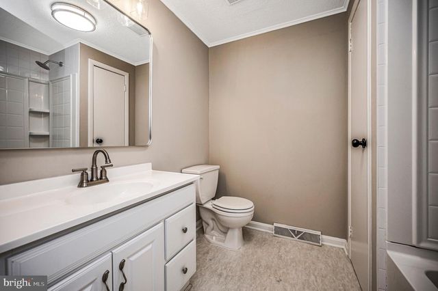115 WASHINGTON ST, Locust Grove, VA 22508