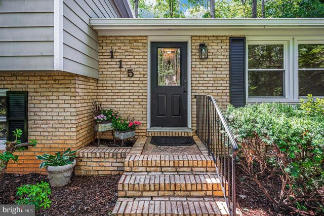 115 WASHINGTON ST, Locust Grove, VA 22508