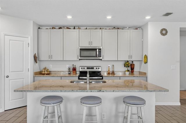 38870 OPAL WILLOW LANE, Zephyrhills, FL 33540