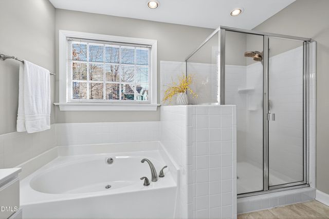 4113 Winding Oak Way, Apex, NC 27539