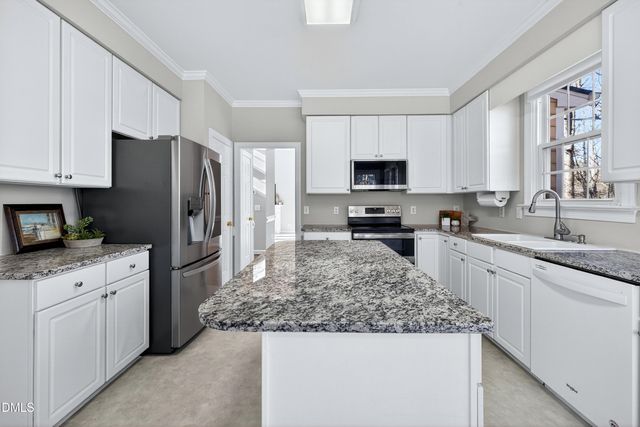 4113 Winding Oak Way, Apex, NC 27539