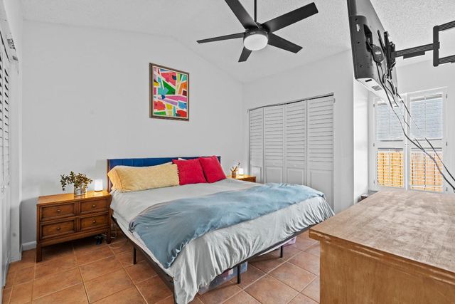 53 SE Ontario Way, Stuart, FL 34997