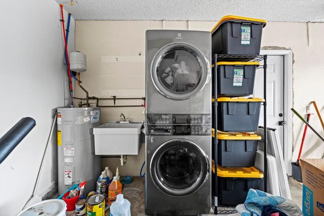 53 SE Ontario Way, Stuart, FL 34997