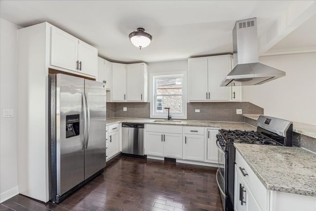 2537 Wood Street, River Grove, IL 60171