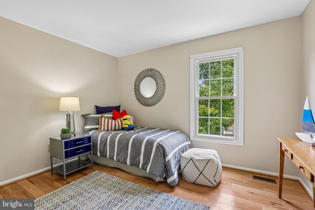 8609 AQUEDUCT RD, Potomac, MD 20854