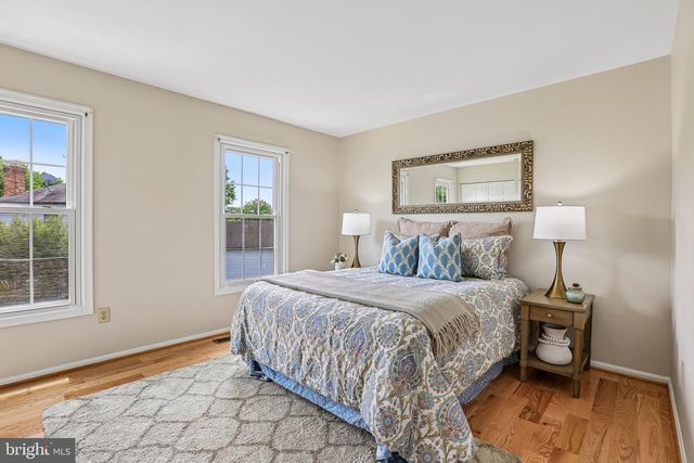 8609 AQUEDUCT RD, Potomac, MD 20854