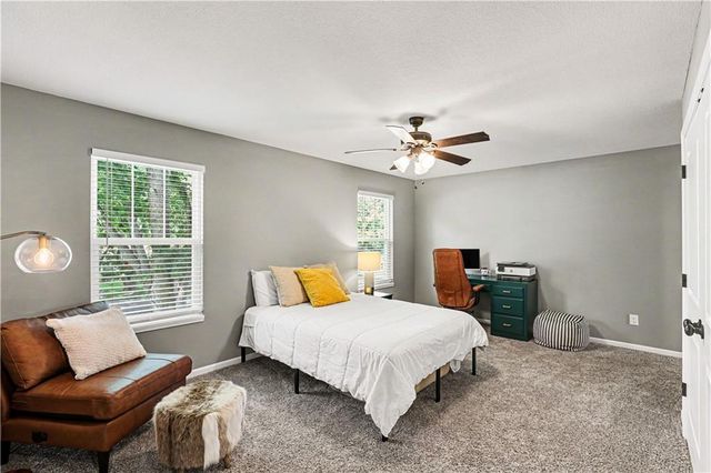 1208 SW South Avenue, Blue Springs, MO 64015
