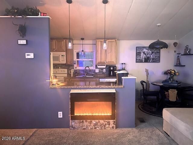 2605 S TOMAHAWK Road 170, Apache Junction, AZ 85119