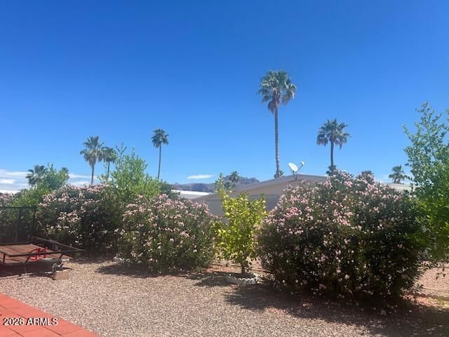 2605 S TOMAHAWK Road 170, Apache Junction, AZ 85119
