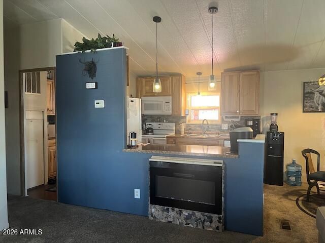 2605 S TOMAHAWK Road 170, Apache Junction, AZ 85119