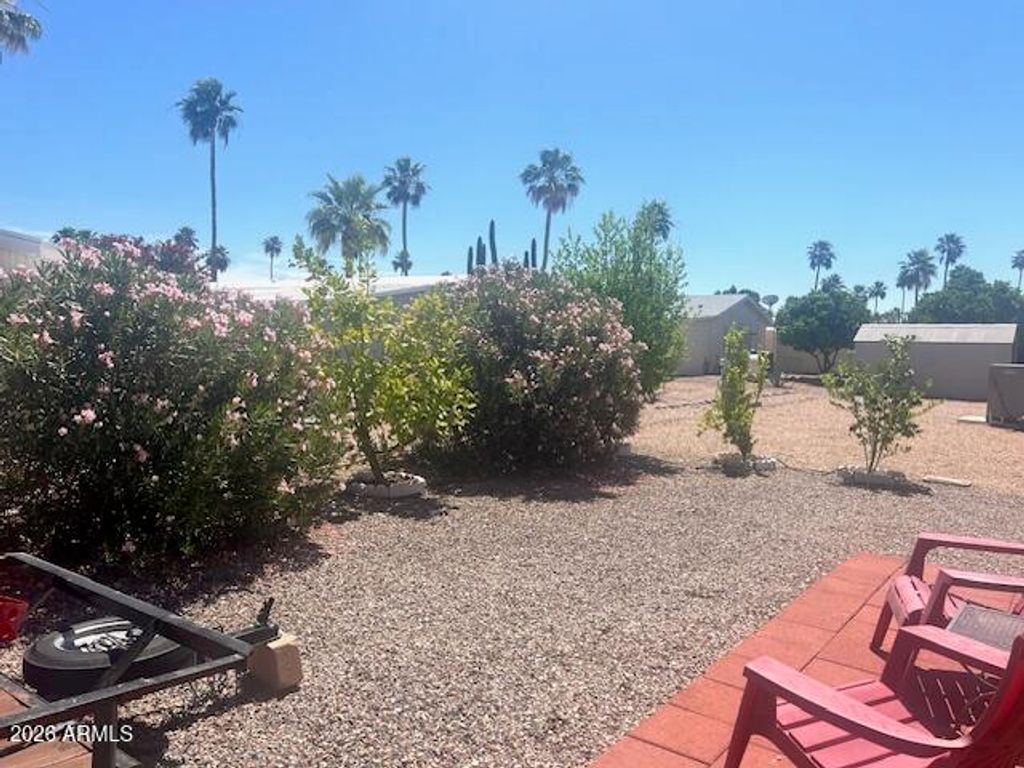 Image 32 of property listing at 2605 S TOMAHAWK Road 170, Apache Junction, AZ 85119