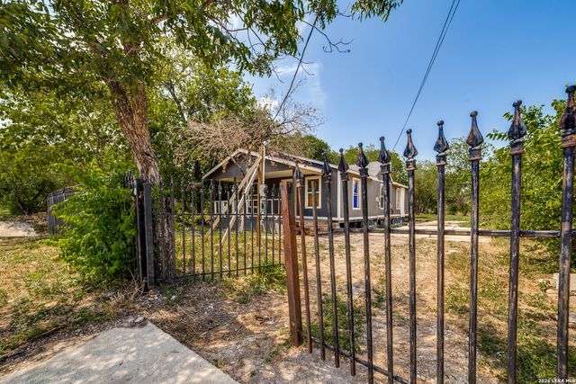 811 MCCAULEY BLVD, San Antonio, TX 78221