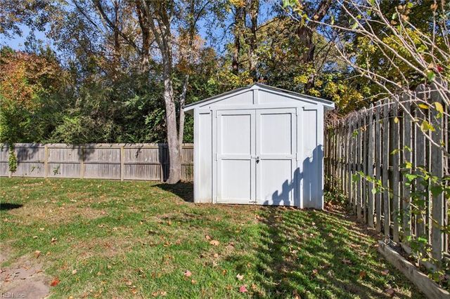 862 Park Place DR, Virginia Beach, VA 23451