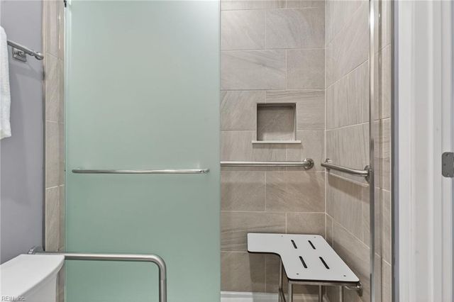 862 Park Place DR, Virginia Beach, VA 23451