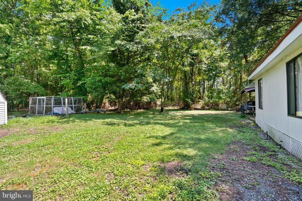 Image 1 of property listing at 111 BEACH HARBOR DR #13F, Grasonville, MD 21638
