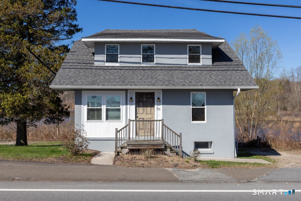 135 Middlesex Avenue, Chester, CT 06412