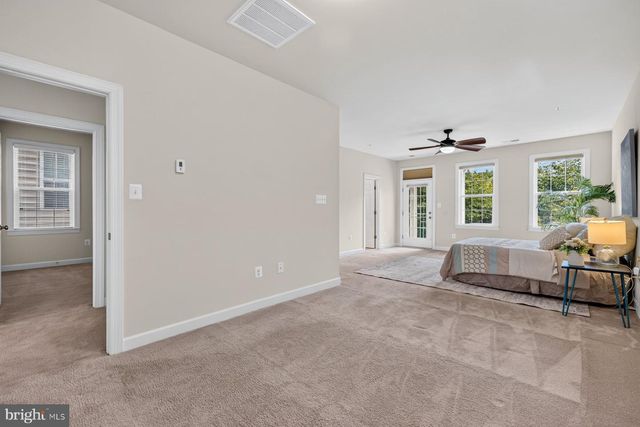207 WINTER WALK DR, Gaithersburg, MD 20878
