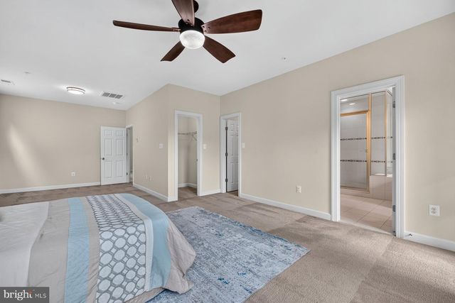 207 WINTER WALK DR, Gaithersburg, MD 20878