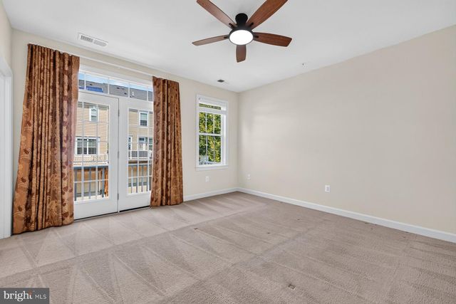 207 WINTER WALK DR, Gaithersburg, MD 20878