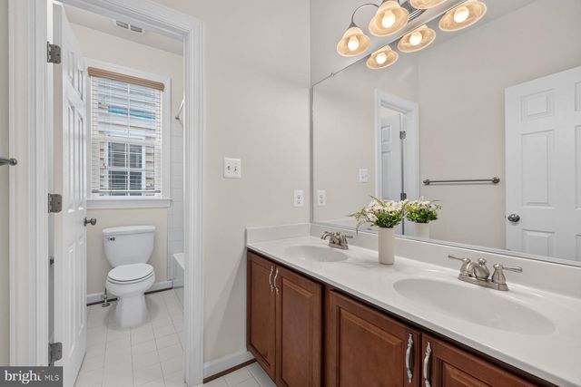 207 WINTER WALK DR, Gaithersburg, MD 20878