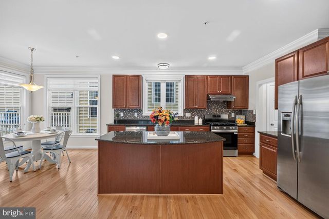 207 WINTER WALK DR, Gaithersburg, MD 20878