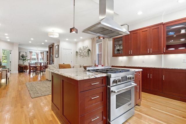 34 Station Street 3, Brookline, MA 02445