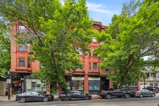 34 Station Street 3, Brookline, MA 02445