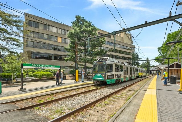 34 Station Street 3, Brookline, MA 02445