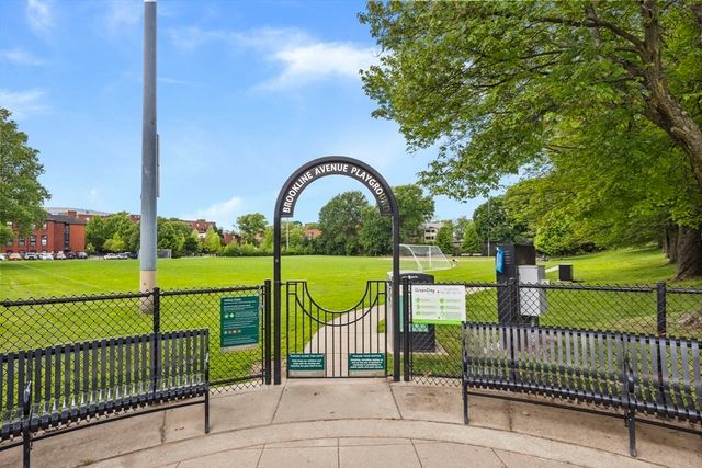 34 Station Street 3, Brookline, MA 02445