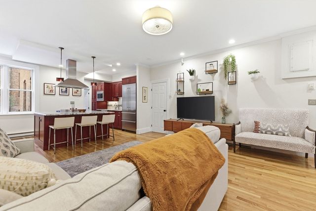 34 Station Street 3, Brookline, MA 02445