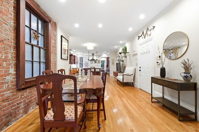 34 Station Street 3, Brookline, MA 02445