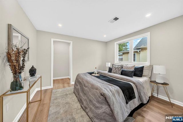 484 Sylvan Street, Saddle Brook, NJ 07663