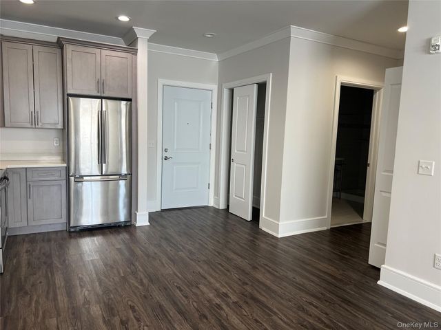 11 Farries Avenue 209, Florida, NY 10921