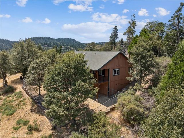 285 Lilac Way, Cedar Glen, CA 92321