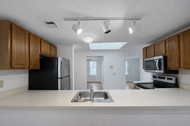 78 Dalby St 3, Newton, MA 02458