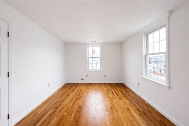 78 Dalby St 3, Newton, MA 02458