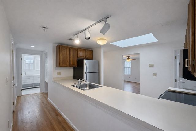 78 Dalby St 3, Newton, MA 02458