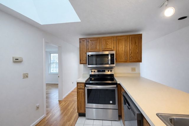 78 Dalby St 3, Newton, MA 02458