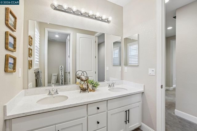 2565 Modena Dr, Pittsburg, CA 94565