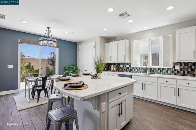 2565 Modena Dr, Pittsburg, CA 94565