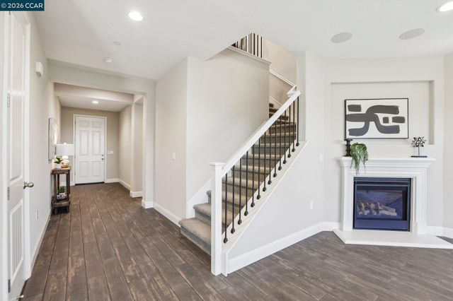 2565 Modena Dr, Pittsburg, CA 94565