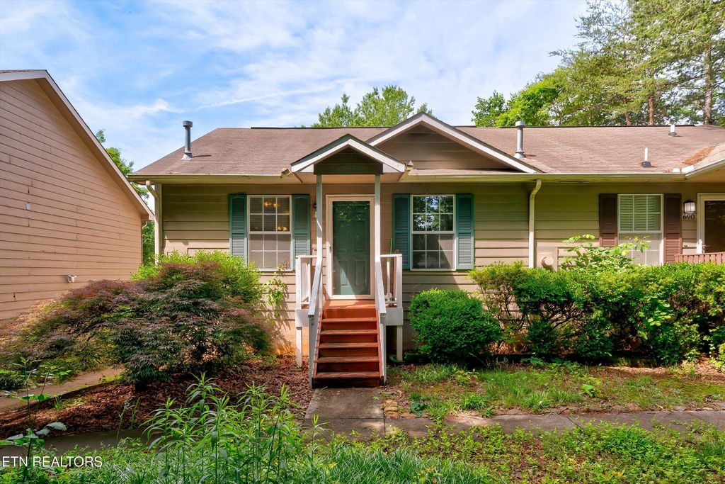 692 Shadywood Lane, Knoxville, TN 37923