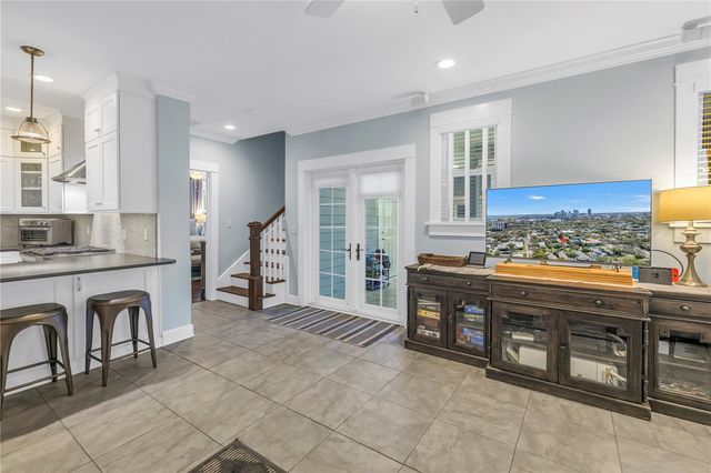 436 12TH AVENUE NE, St Petersburg, FL 33701