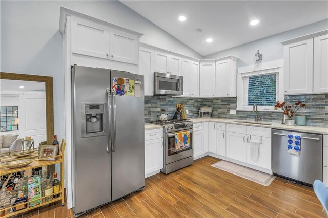 436 12TH AVENUE NE, St Petersburg, FL 33701