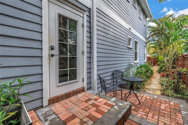 436 12TH AVENUE NE, St Petersburg, FL 33701